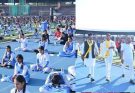 भोपाल में योग दिवस से पहले योगाभ्यास, केंद्रीय रक्षा राज्यमंत्री संजय सेठ भी हुए शामिल